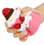Erdbeer-Torte Squishy XXL, langsam aufsteigend