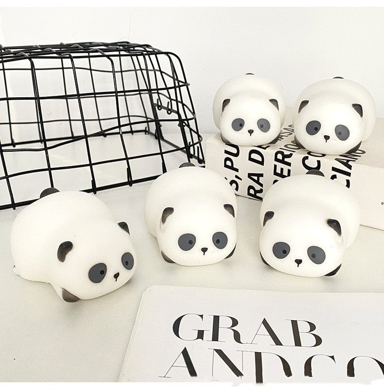 Panda Squishy, liegender Panda in Geschenkbox, Tier Squishy