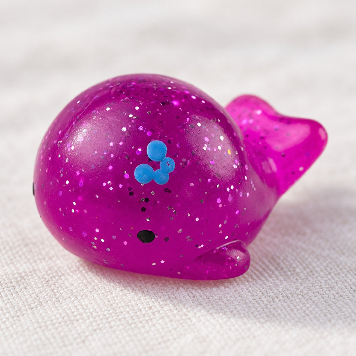 Mochi Squishy Whale with Glitter, close-up of the surface and details