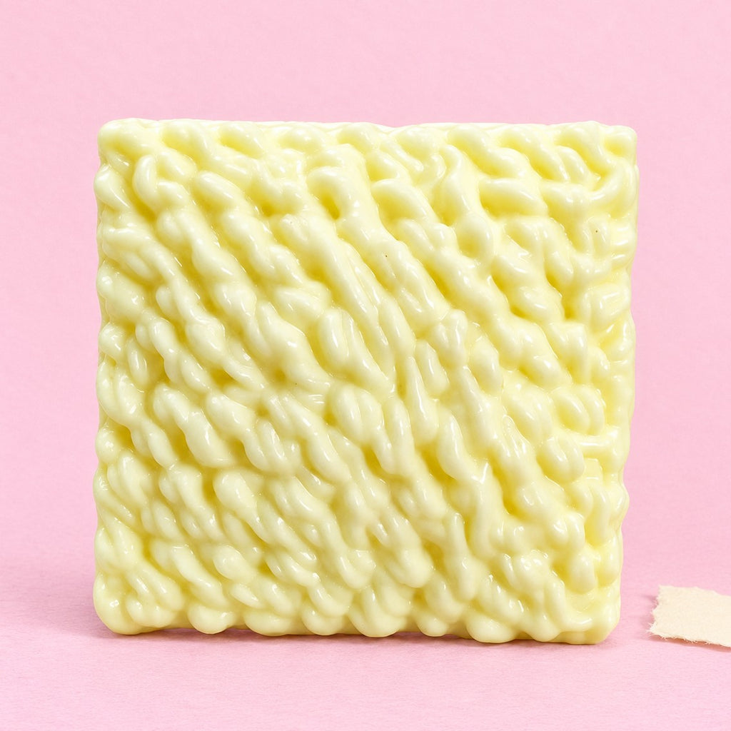 Squishy ramen blok med instantnudler, produktbillede på pastelpapir