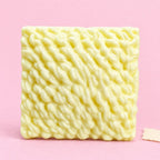 Squishy ramen blok med instantnudler, produktbillede på pastelpapir