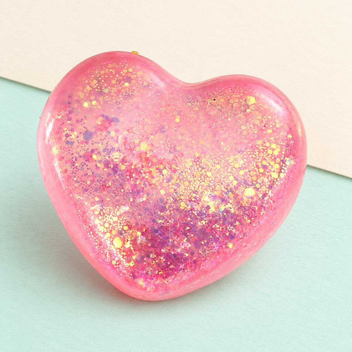 Squishy corazón rosa estilo maltosa, 6,7 cm, sobre papel pastel