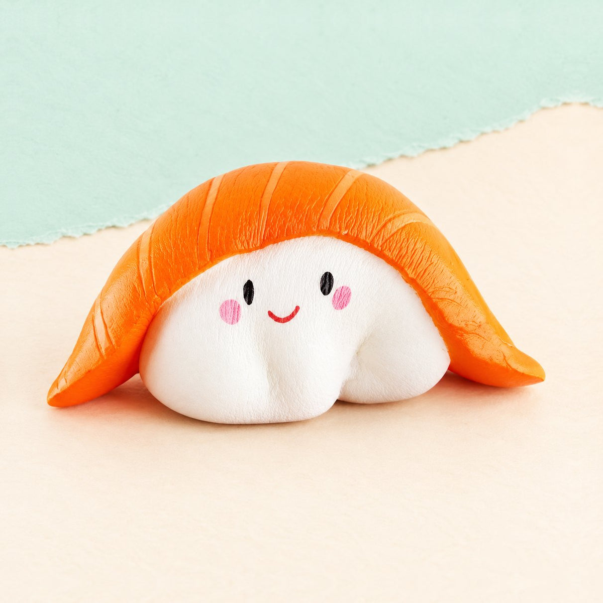 Squishy de sushi con forma de nigiri de salmón kawaii